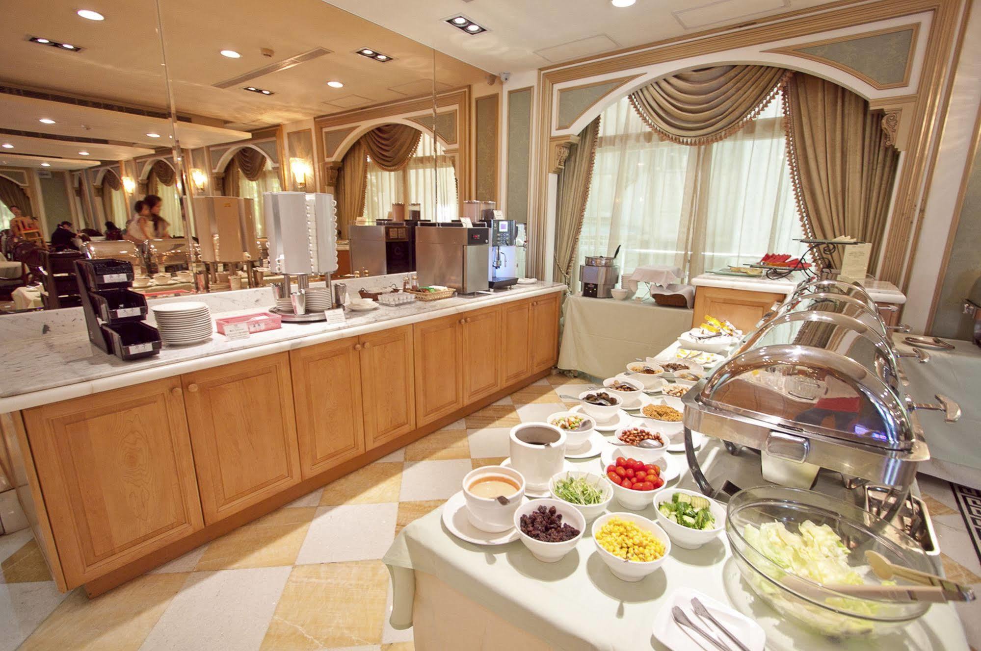 Royal Seasons Hotel Beitou Taipei Extérieur photo